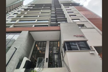 Apartamento para alugar com 69m², 2 quartos e 1 vagaFachada