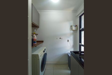 Casa à venda com 157m², 3 quartos e 2 vagas Casa à venda com 157m², 3 quartos e 2 vagasÁrea de Serviço
