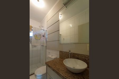 Banheiro de casa à venda com 3 quartos, 157m² em Aberta dos Morros, Porto Alegre
