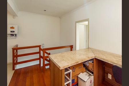 Casa à venda com 157m², 3 quartos e 2 vagas Casa à venda com 157m², 3 quartos e 2 vagasSala