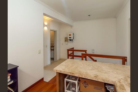 Casa à venda com 157m², 3 quartos e 2 vagas Casa à venda com 157m², 3 quartos e 2 vagasSala