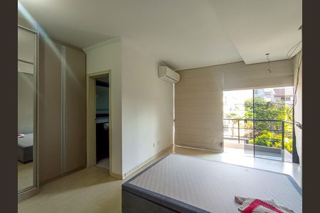Casa à venda com 157m², 3 quartos e 2 vagas Casa à venda com 157m², 3 quartos e 2 vagasSuíte