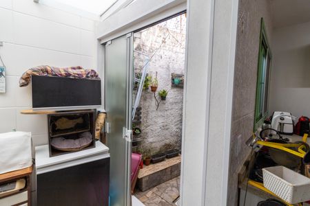 Casa de condomínio à venda com 45m², 1 quarto e 1 vaga Casa de condomínio à venda com 45m², 1 quarto e 1 vagaÁrea de Serviço