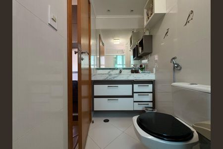 Apartamento à venda com 467m², 4 quartos e 3 vagasBanheiro da Suíte 1