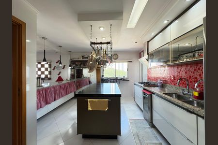 Apartamento à venda com 467m², 4 quartos e 3 vagasCozinha