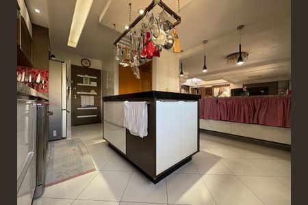 Apartamento à venda com 467m², 4 quartos e 3 vagasCozinha