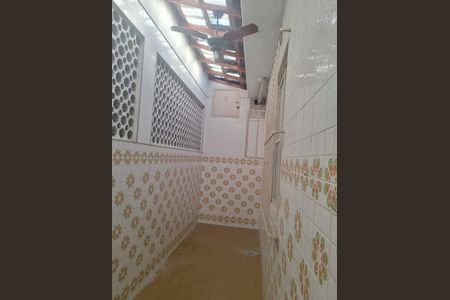 Casa à venda com 140m², 2 quartos e sem vaga