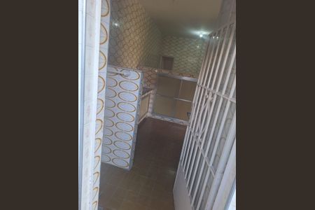 Casa à venda com 140m², 2 quartos e sem vaga