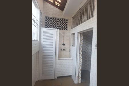 Casa à venda com 140m², 2 quartos e sem vaga