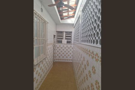 Casa à venda com 140m², 2 quartos e sem vaga