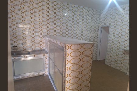 Casa à venda com 140m², 2 quartos e sem vaga