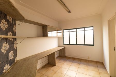 Casa à venda com 257m², 3 quartos e 2 vagas Casa à venda com 257m², 3 quartos e 2 vagasQuarto 01 da Casa 02 (Sobrado)