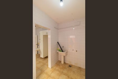 Casa à venda com 257m², 3 quartos e 2 vagas Casa à venda com 257m², 3 quartos e 2 vagasÁrea de Serviço