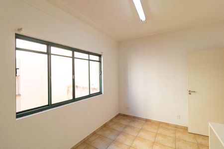 Casa à venda com 257m², 3 quartos e 2 vagas Casa à venda com 257m², 3 quartos e 2 vagasQuarto 02 da Casa 02 (Sobrado)