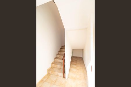 Casa à venda com 257m², 3 quartos e 2 vagas Casa à venda com 257m², 3 quartos e 2 vagasEntrada da Casa 02 (Sobrado)