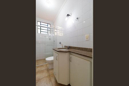 Casa à venda com 257m², 3 quartos e 2 vagas Casa à venda com 257m², 3 quartos e 2 vagasBanheiro