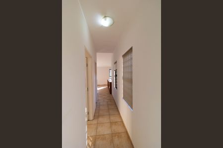 Casa à venda com 257m², 3 quartos e 2 vagas Casa à venda com 257m², 3 quartos e 2 vagasCorredor da Casa 02 (Sobrado)