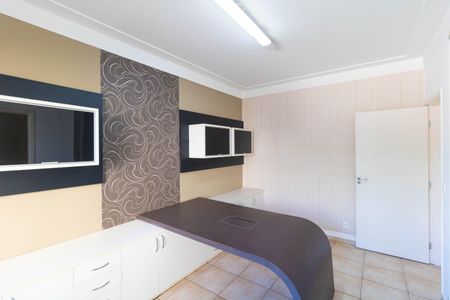 Casa à venda com 257m², 3 quartos e 2 vagas Casa à venda com 257m², 3 quartos e 2 vagasQuarto 05 da Casa 02 (Sobrado)