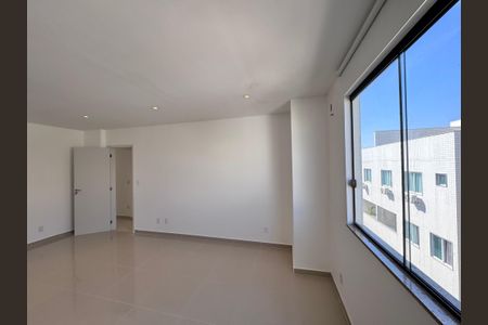 Apartamento à venda com 198m², 3 quartos e 2 vagas Apartamento à venda com 198m², 3 quartos e 2 vagasQuarto 2