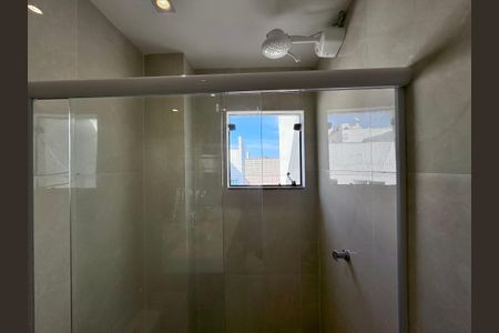 Apartamento à venda com 198m², 3 quartos e 2 vagas Apartamento à venda com 198m², 3 quartos e 2 vagasSuíte - Banheiro