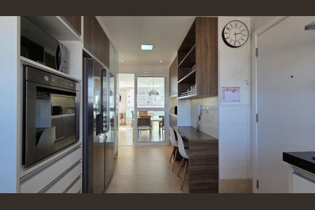 Apartamento à venda com 185m², 4 quartos e 4 vagas