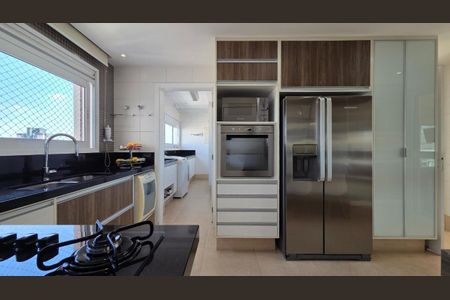 Apartamento à venda com 185m², 4 quartos e 4 vagas