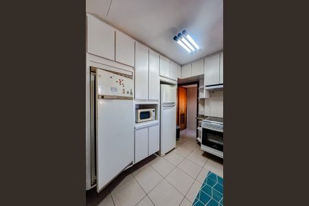 Apartamento para alugar com 133m², 3 quartos e 2 vagasCozinha