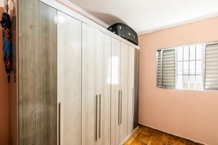 Casa à venda com 300m², 4 quartos e 2 vagas Casa à venda com 300m², 4 quartos e 2 vagasQuarto 2