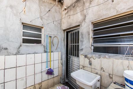 Casa à venda com 300m², 4 quartos e 2 vagas Casa à venda com 300m², 4 quartos e 2 vagasÁrea de Serviço