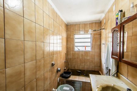 Casa à venda com 300m², 4 quartos e 2 vagas Casa à venda com 300m², 4 quartos e 2 vagasBanheiro