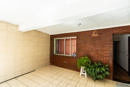 Casa à venda com 300m², 4 quartos e 2 vagas Casa à venda com 300m², 4 quartos e 2 vagasGaragem