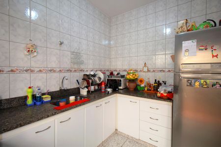 Casa à venda com 208m², 3 quartos e 2 vagasCozinha