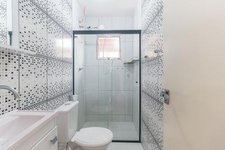Casa de condomínio para alugar com 49m², 2 quartos e 3 vagas Casa de condomínio para alugar com 49m², 2 quartos e 3 vagasBanheiro