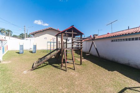 Casa de condomínio para alugar com 49m², 2 quartos e 3 vagas Casa de condomínio para alugar com 49m², 2 quartos e 3 vagasÁrea comum - Playground