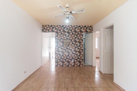 Casa de condomínio para alugar com 49m², 2 quartos e 3 vagas Casa de condomínio para alugar com 49m², 2 quartos e 3 vagasSala