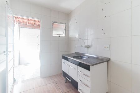 Casa de condomínio para alugar com 49m², 2 quartos e 3 vagas Casa de condomínio para alugar com 49m², 2 quartos e 3 vagasCozinha
