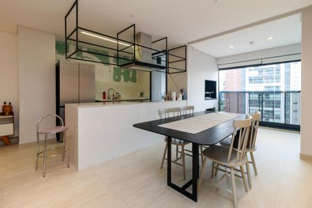 Sala de apartamento à venda com 2 quartos, 105m² em Jardim das Acacias, São Paulo