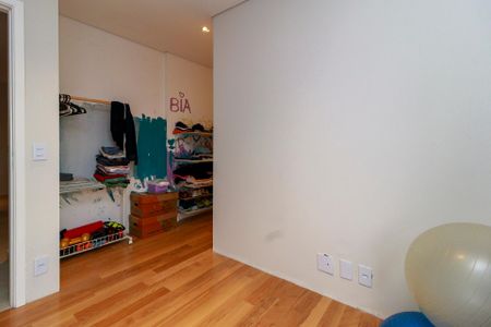 Apartamento à venda com 105m², 2 quartos e 2 vagasQuarto 