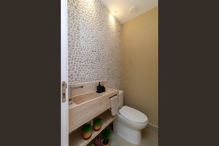 Apartamento à venda com 105m², 2 quartos e 2 vagasLavabo