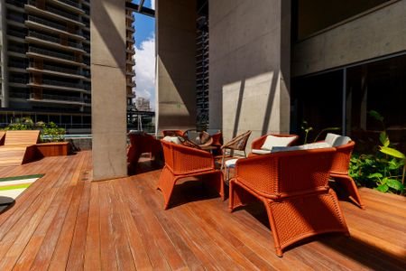 Apartamento à venda com 105m², 2 quartos e 2 vagasPiscina