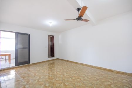 Casa para alugar com 160m², 4 quartos e 4 vagasSuíte