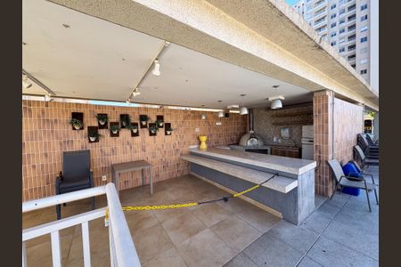 Apartamento à venda com 72m², 2 quartos e 1 vagaÁrea comum