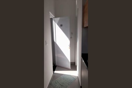 Sala/Quarto de kitnet/studio para alugar com 1 quarto, 18m² em Capão Raso, Curitiba