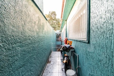 Casa à venda com 175m², 2 quartos e 3 vagasCorredor