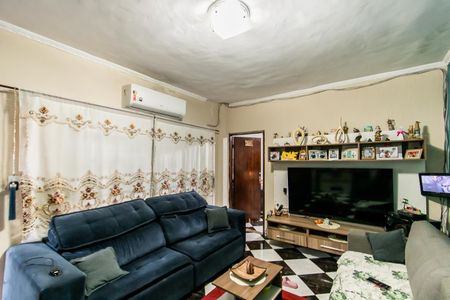 Casa à venda com 175m², 2 quartos e 3 vagasSala
