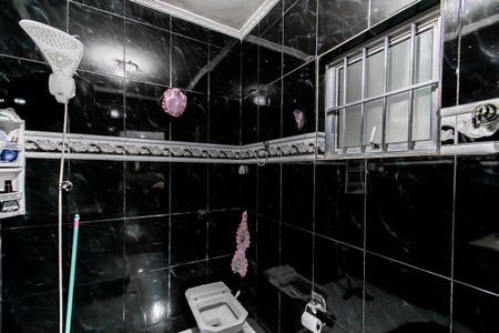 Casa à venda com 175m², 2 quartos e 3 vagasBanheiro 2