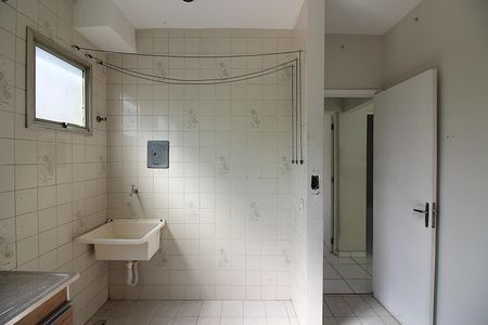 Apartamento à venda com 48m², 2 quartos e 1 vagaCozinha e Área de Serviço