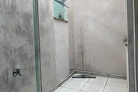 Casa à venda com 105m², 3 quartos e 2 vagas