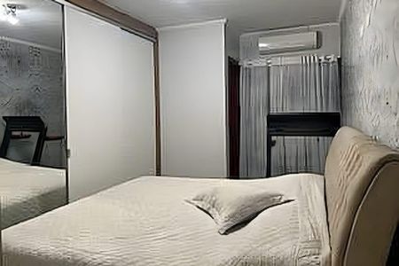 Casa à venda com 105m², 3 quartos e 2 vagas