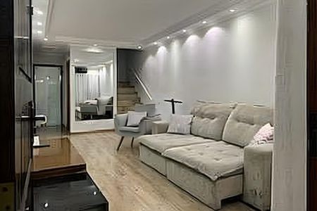 Casa à venda com 105m², 3 quartos e 2 vagas